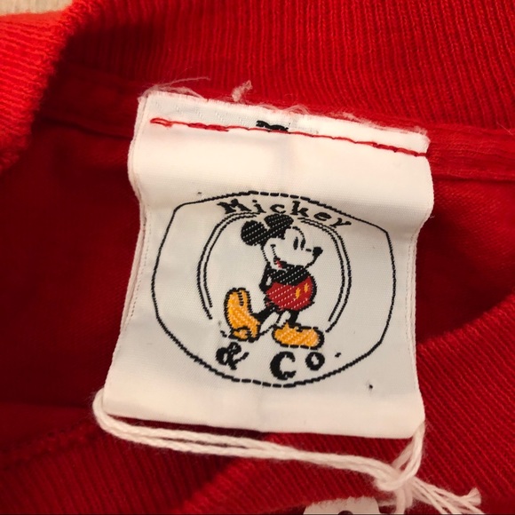 🔥VINTAGE MICKEY & CO MICKEY MOUSE T-SHIRT🔥 - Picture 4 of 4